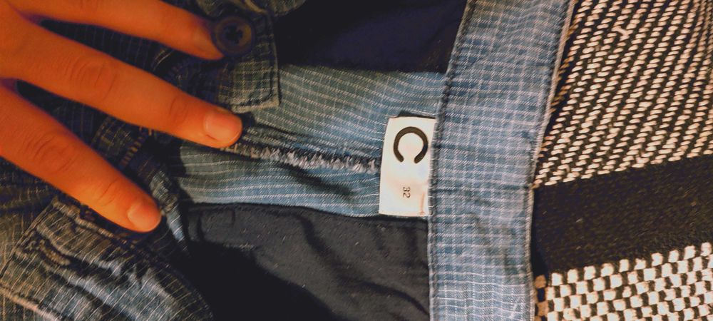 krótkie spodenki CUBUS rozmiar 32