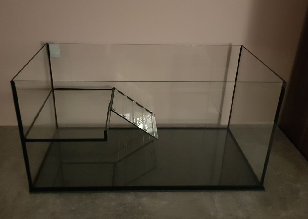 Terrarium dla żółwia wodnego 60 z pokrywą