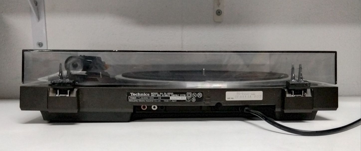 TECHNICS gira-discos SL-DD20