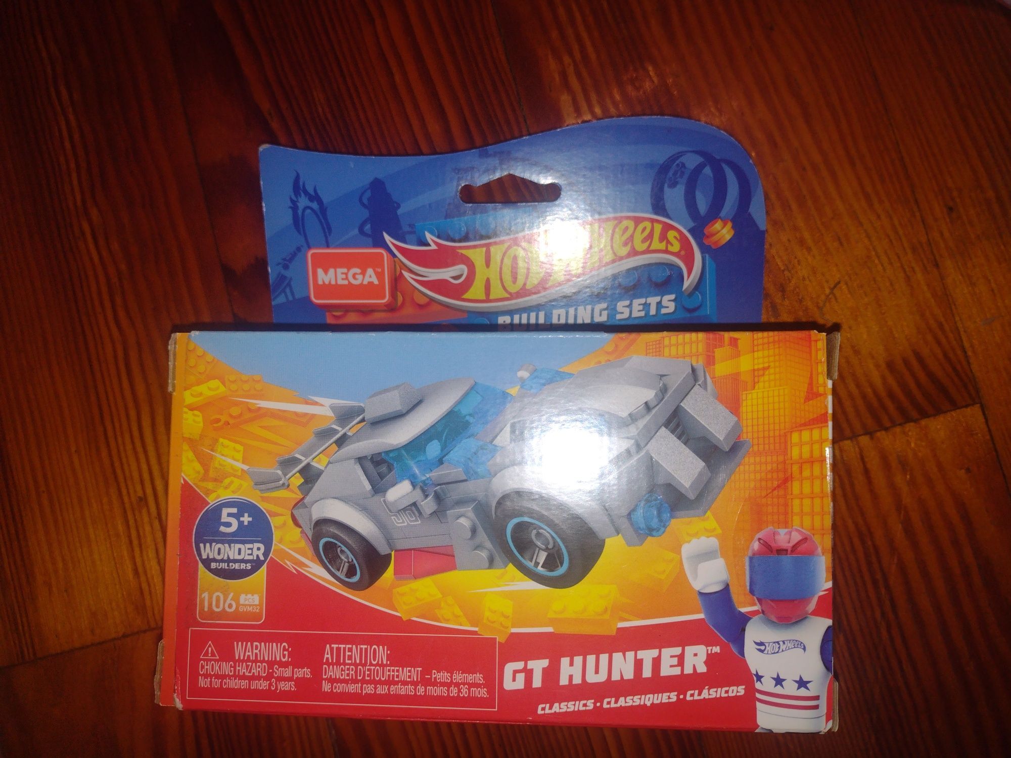 Mega Hot wheels GT hunter