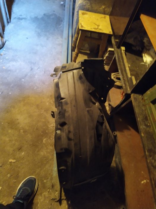 Підкрилок правий мазда сх 5 ке оригінал 2.5літра