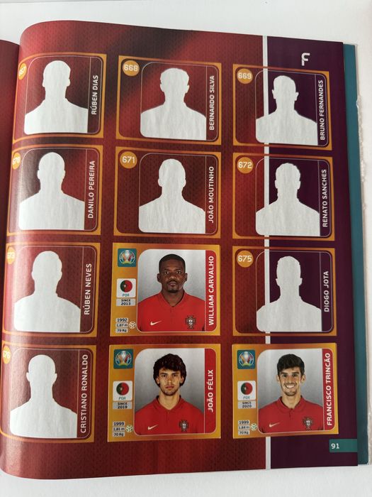 Caderneta Futebol EURO 2020 + 100 Cromos Colados