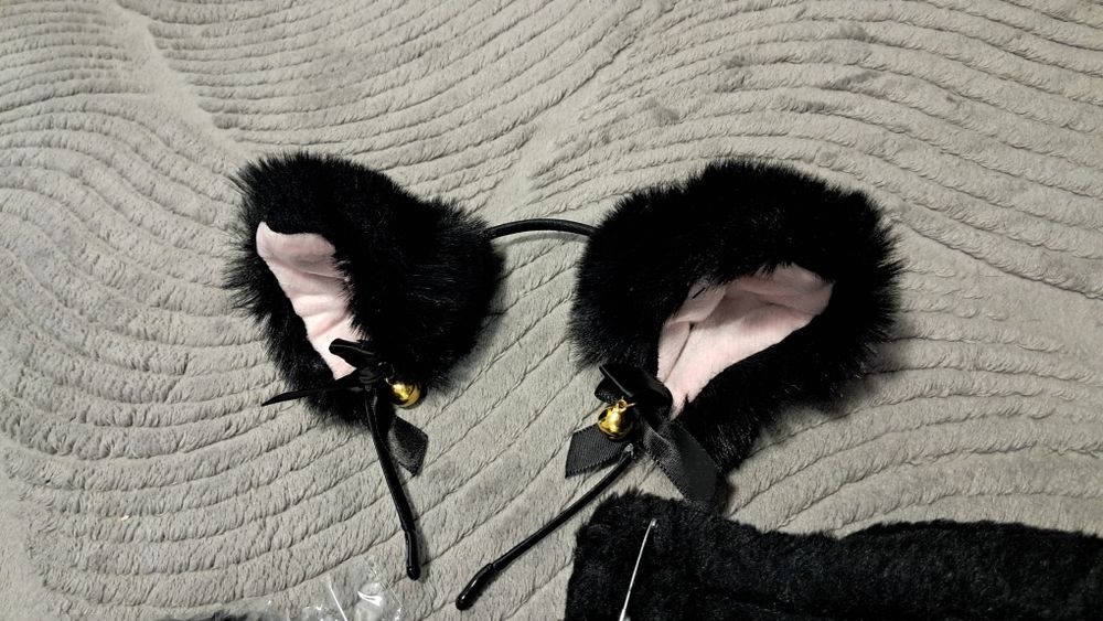 Przebranie za kota czarne łapki uszy ogon