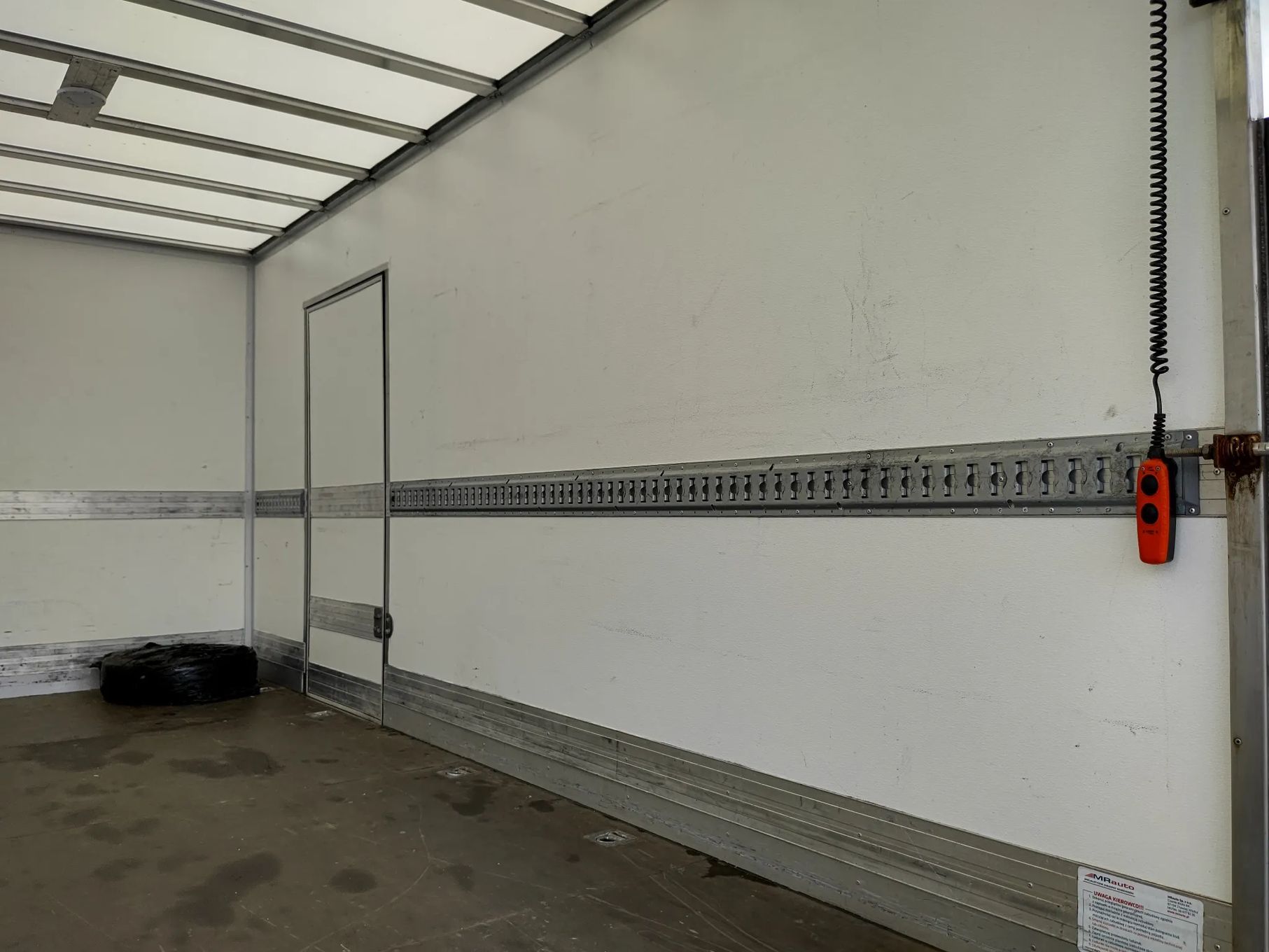 Iveco DAILY 50C18HZ  3.0L 176KM Diesel 2022 FV23% WINDA SYPIALNIA Salon Polska