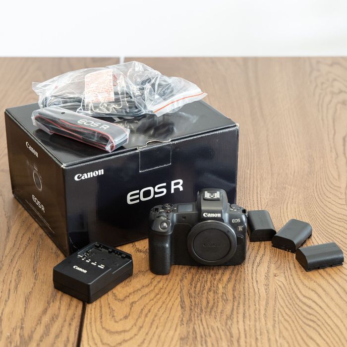 Canon EOS R - Corpo