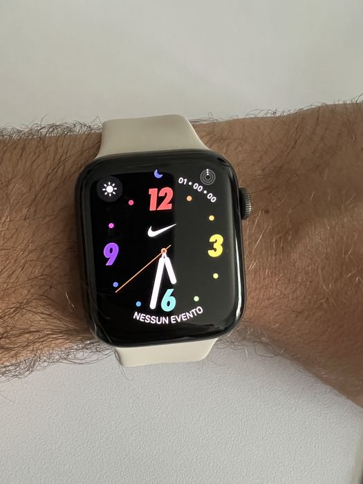 Apple Watch Nike model 44mm perfect conditions