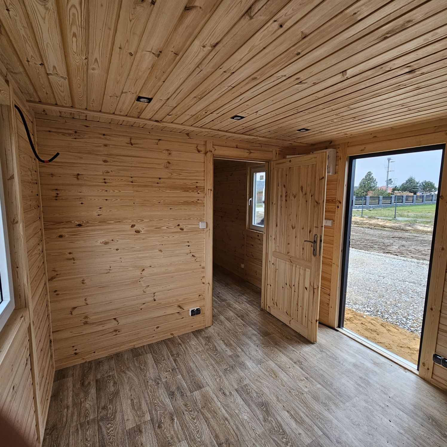 Domek holenderski drewniany