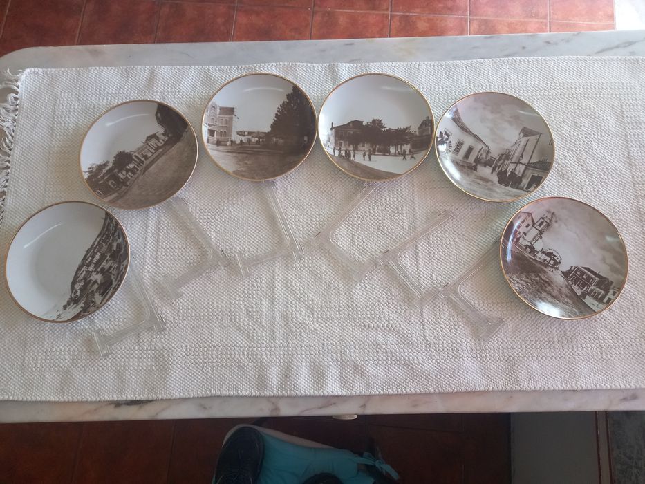 Pratos porcelana alusivos Marinha Grande