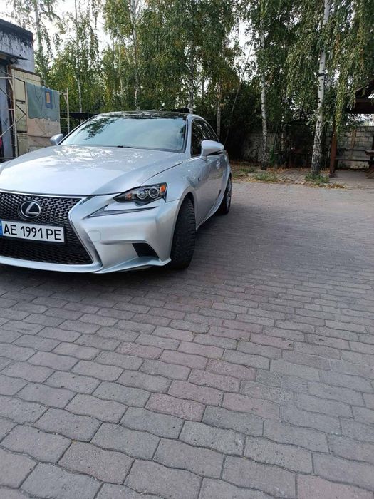 Lexus is 200 продам
