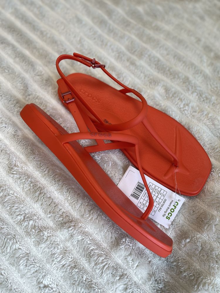Crocs жіночі сандалі