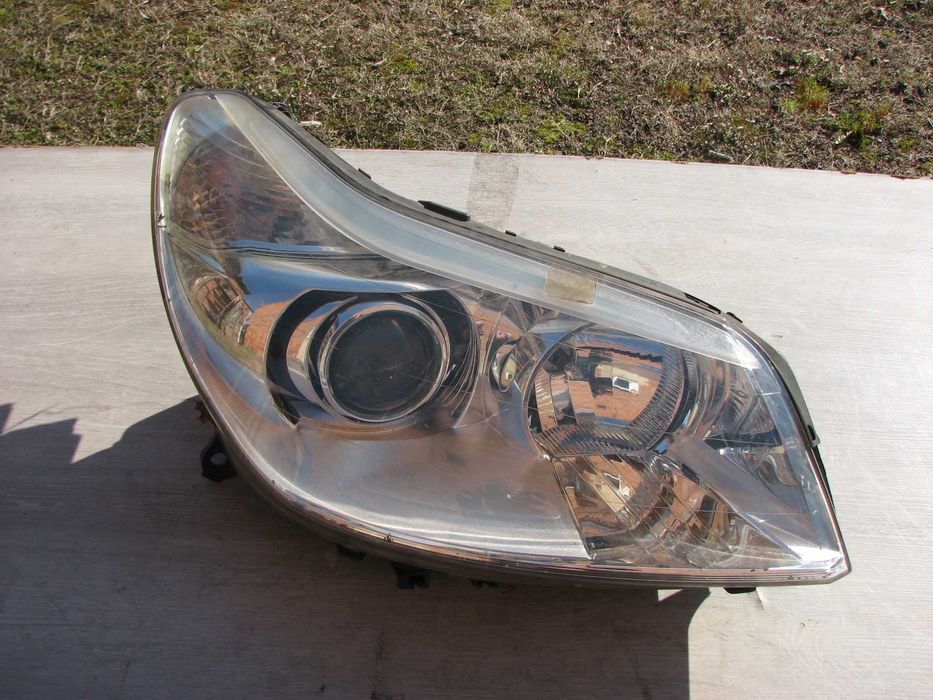 Lampa przednia prawa Citroen C5 I lift Xenon UK