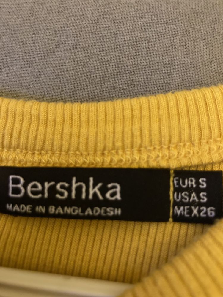 Top amarelo bershka