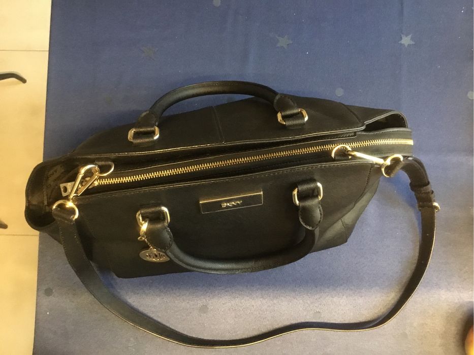 Сумка женская DKNY. 100% кожа.