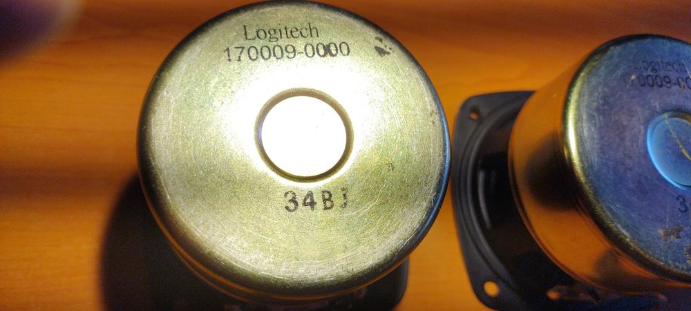 Zawieszenia gumowe do głośników Logitech Z5500 5 sztuk