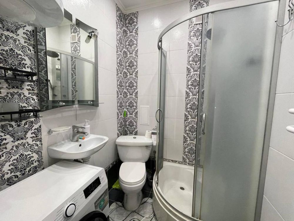Продам 1 к кв квартиру з ремонтом. Центральний парк