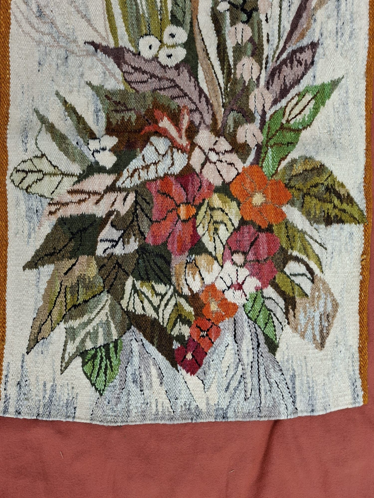 Gobelin/kilim "Kwiaty polne" lata 70-te XX wieku