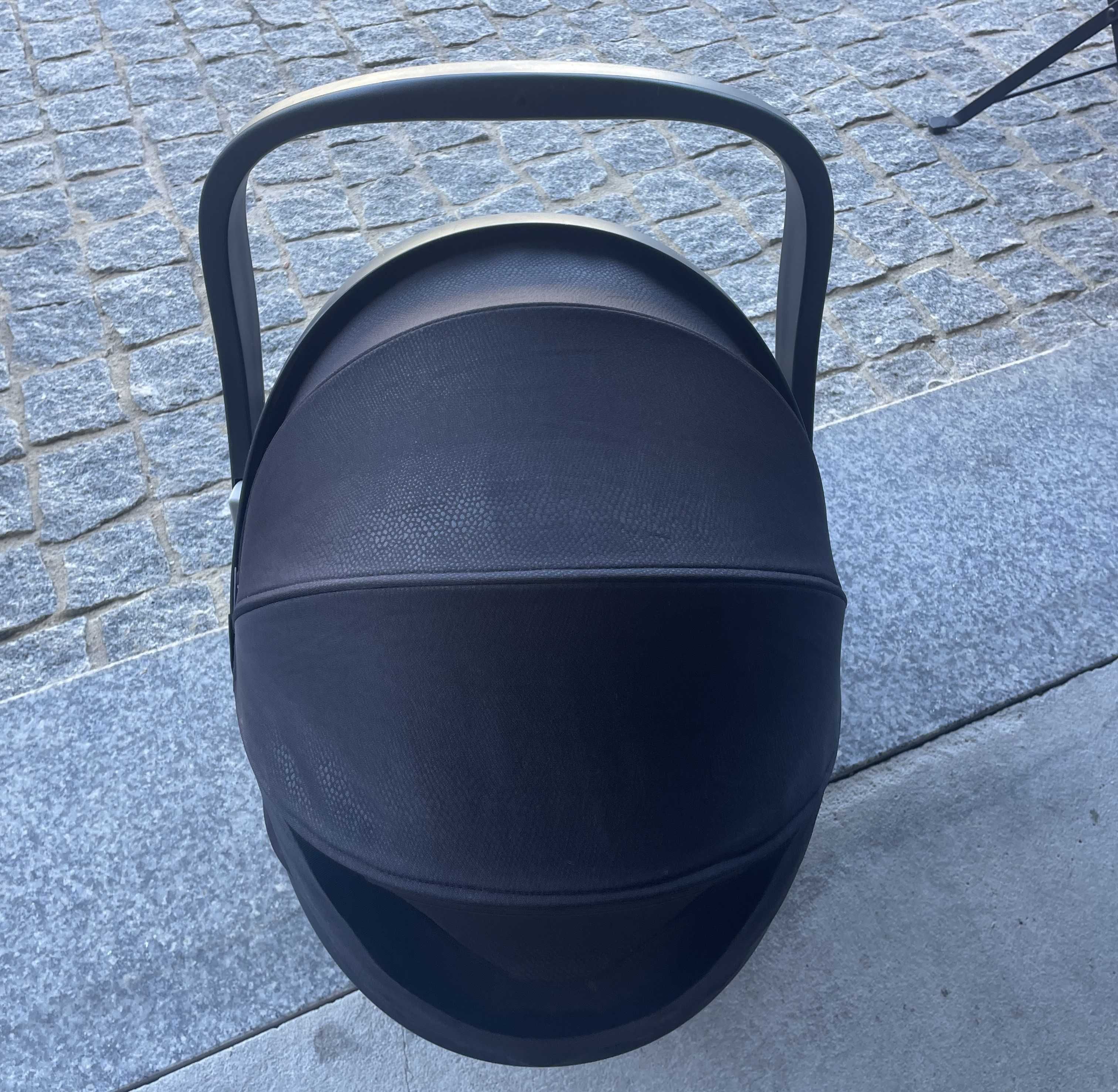 Ovo Mima Be Safe Izi Go Modular Preto + IsoFix