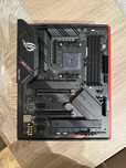 Asus B550-F ROG Strix Jak nowa, idealna pod 5800x3D
