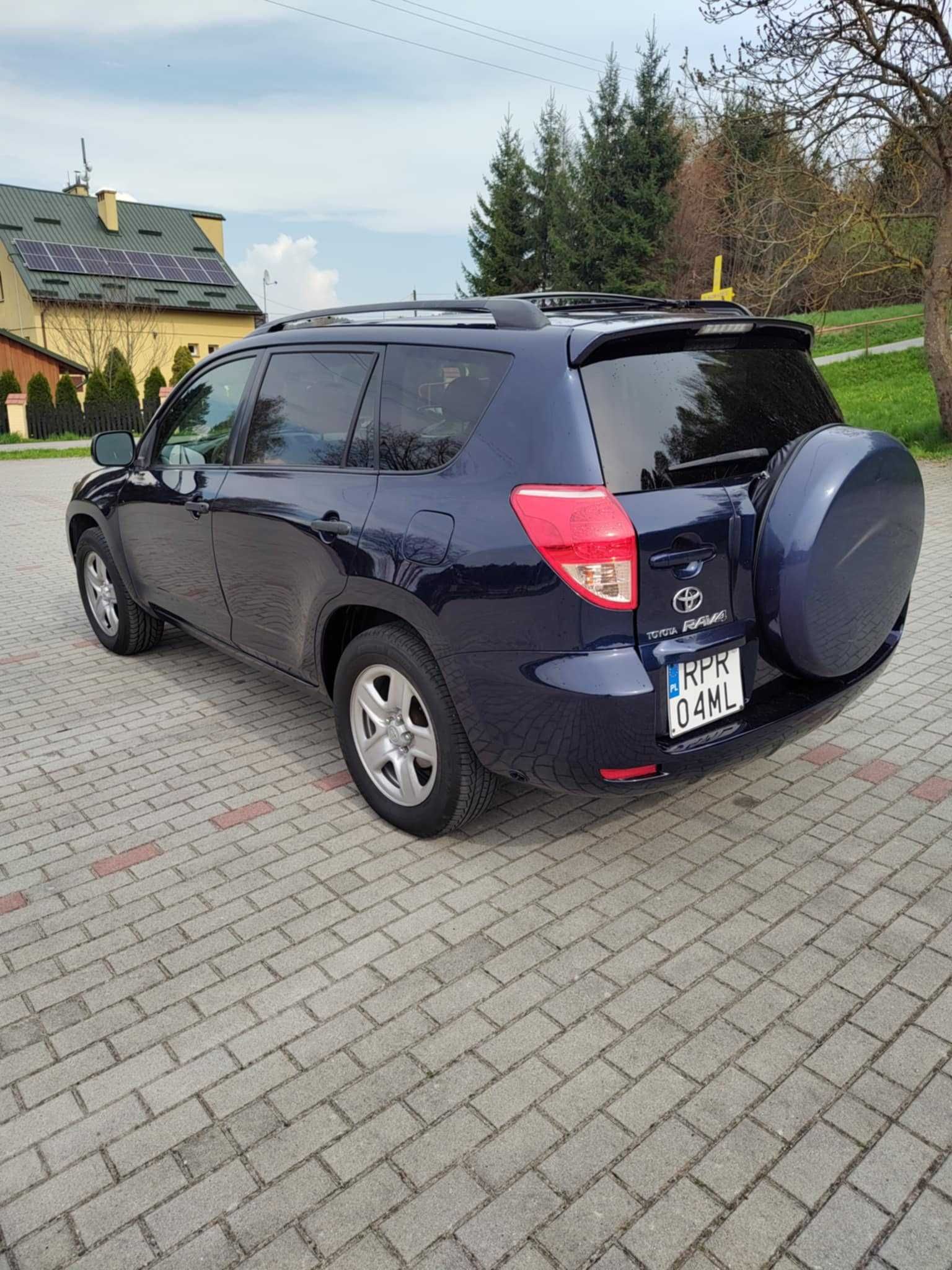 Toyota RAV 4 III gen.