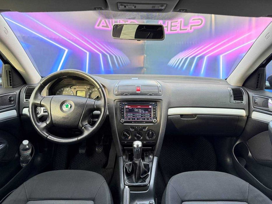 Skoda Octavia 2006, 1.6 бензин, механика