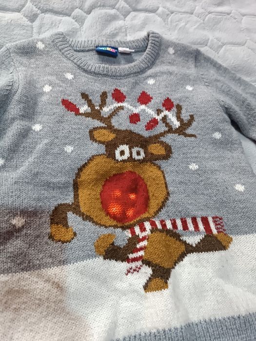 Светр на хлопчика светрик з оленем