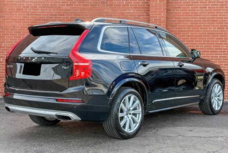 2018 Volvo XC90 T6 Momentum