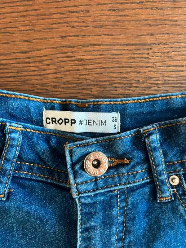 Spodenki jeansowe Cropp