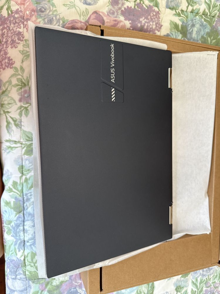 Asus Vivobook Go 14 Flip