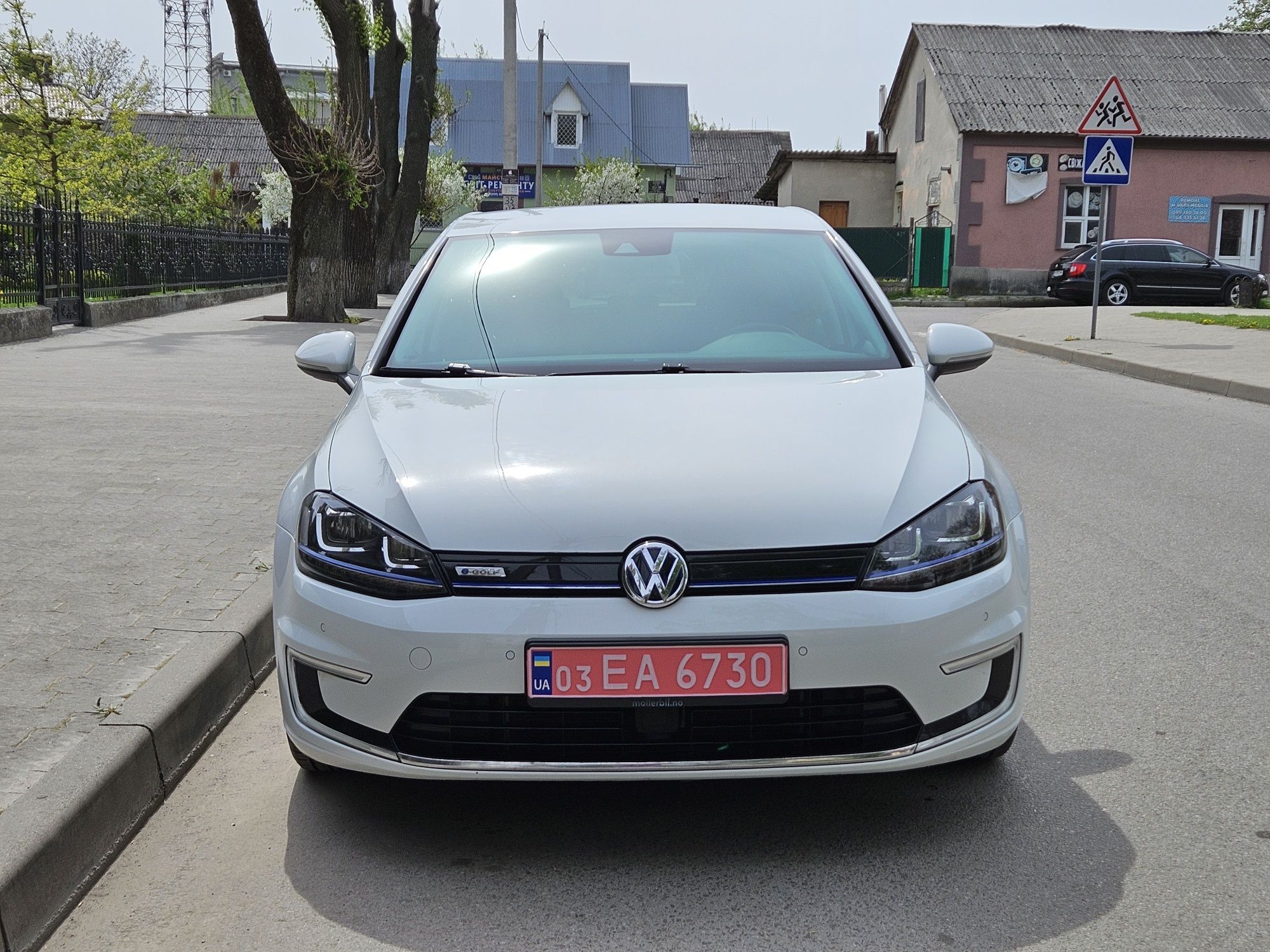 Volkswagen e-golf 2015р. 9500$ Свіжо пригнаний