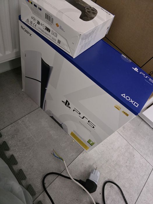 Konsola Playstation 5 slim 1tb z napedem / ps5 chasis