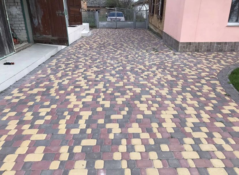 Укладка тротуарной плитки