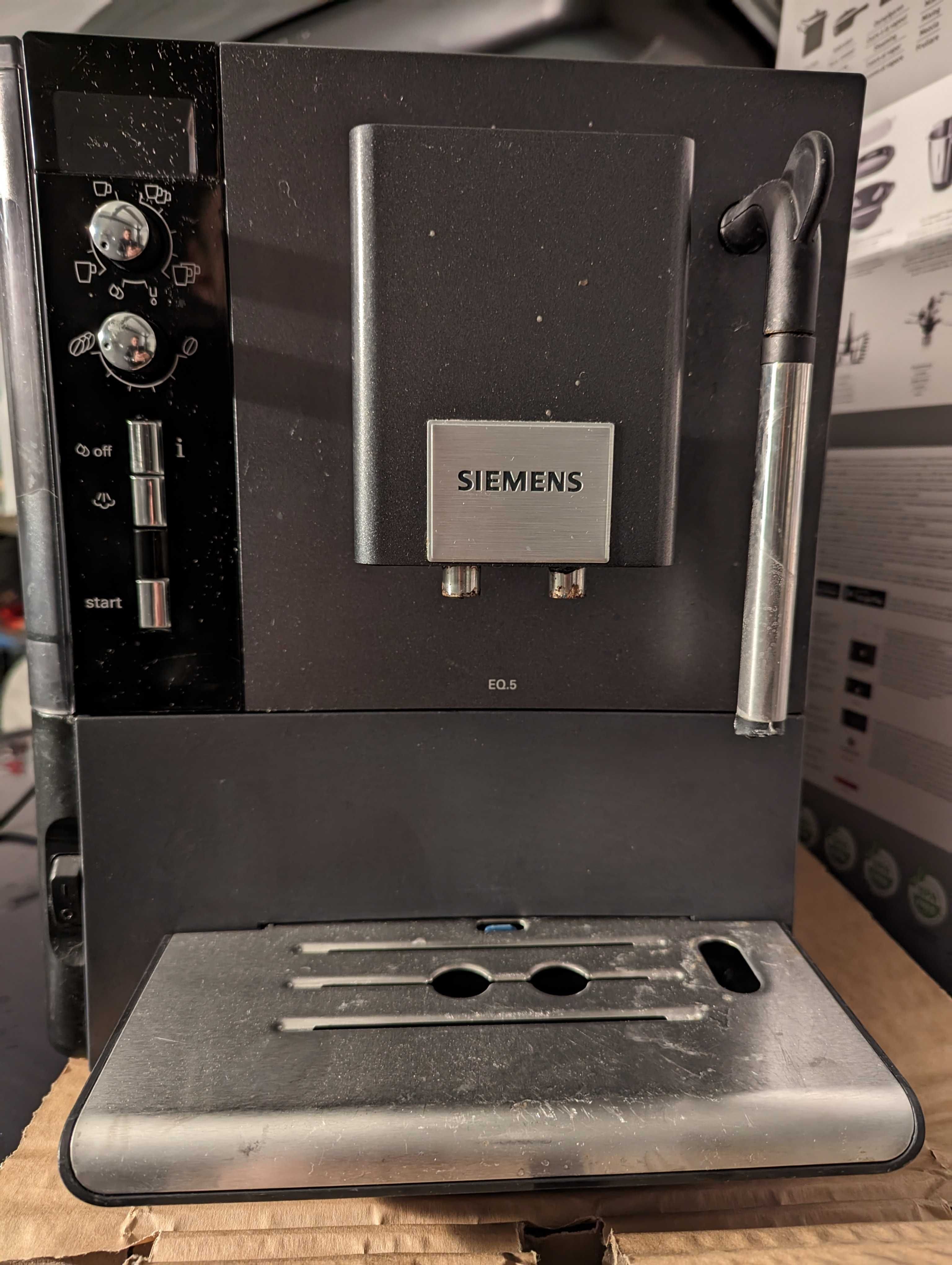Ekspres do kawy ciśnieniowy Siemens EQ5
