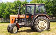 Ursus c 330M z 1991r. z kabiną oraz c 330M z 1989r. Gotowe do pracy