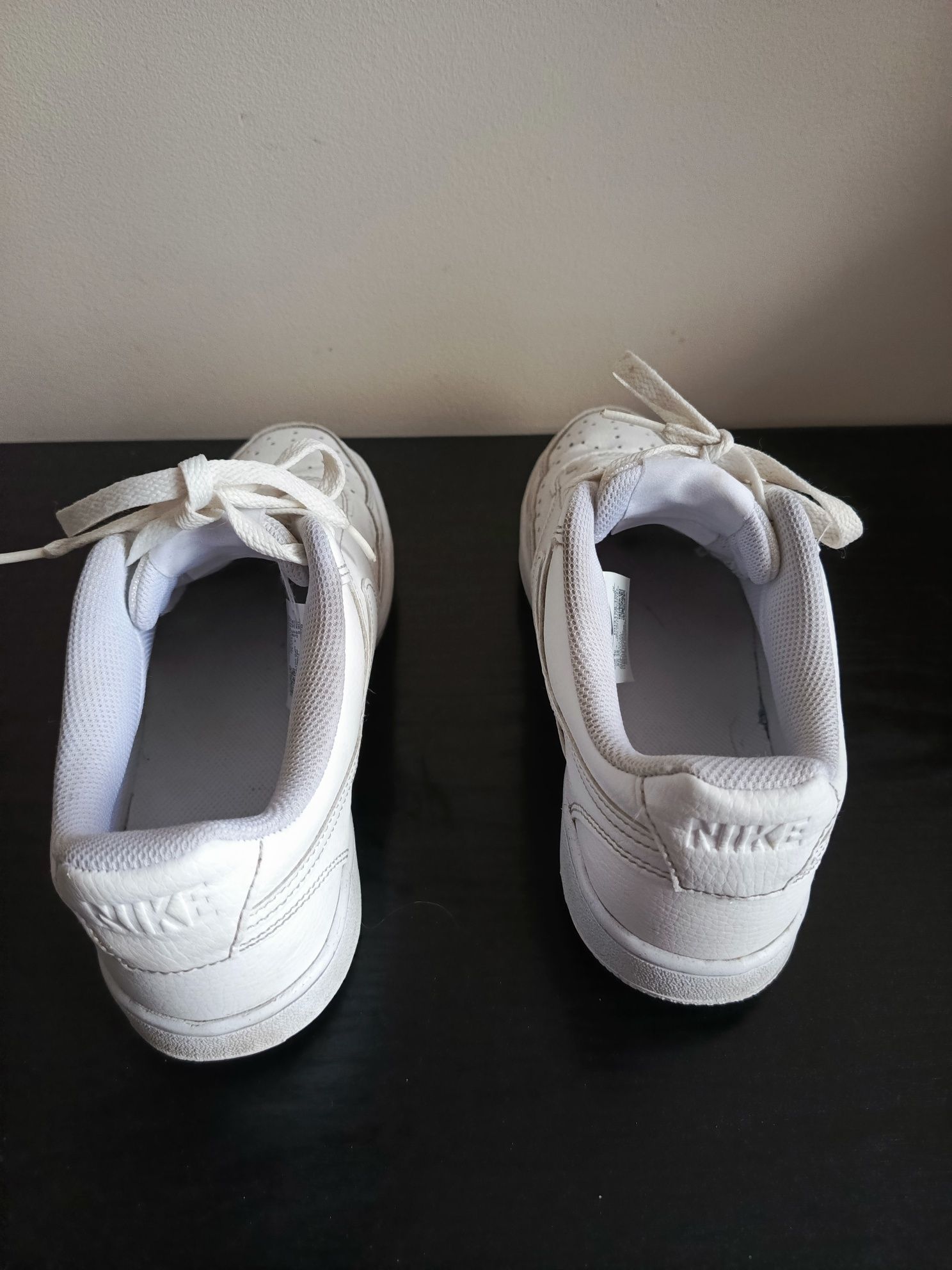 Nike court vision low 40