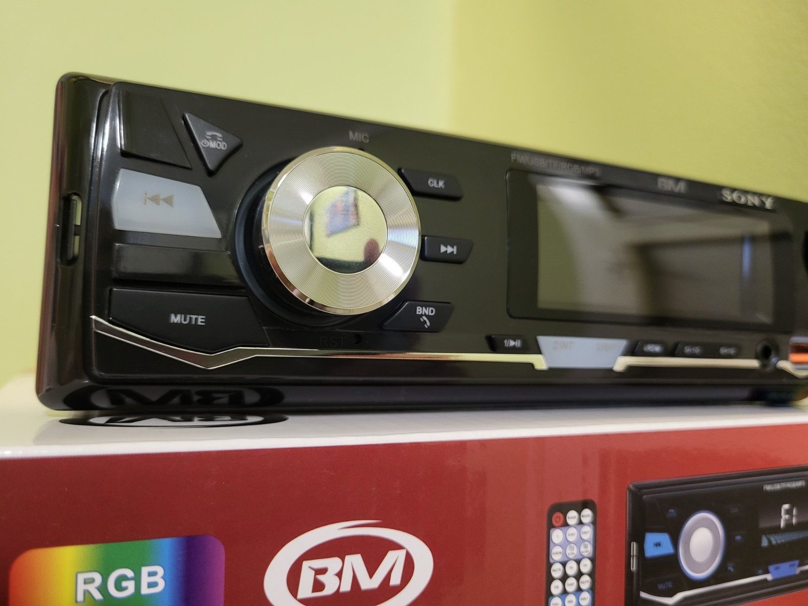 Bluetooth автомагнитола Sony BM-25/USB/магнитола