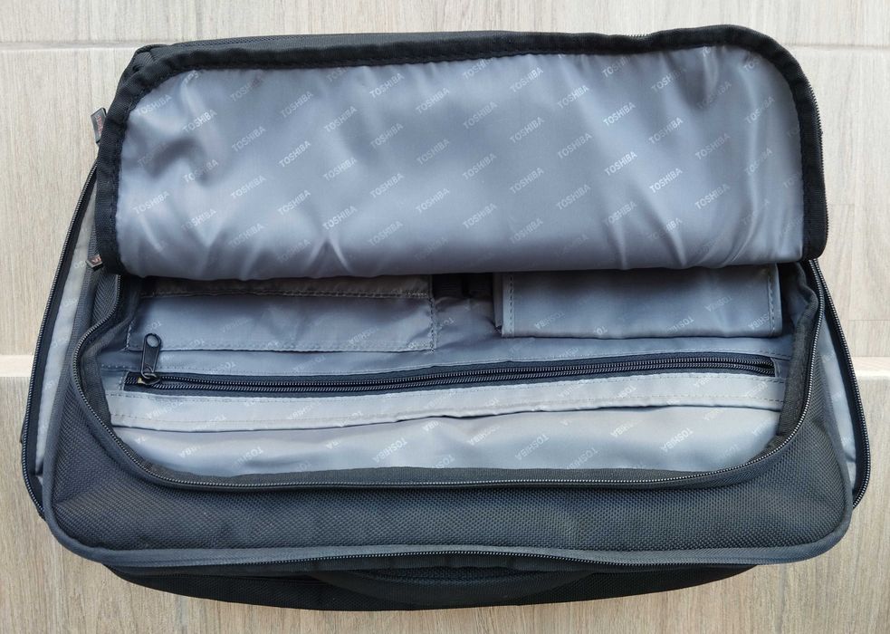 Сумка для ноутбука Toshiba 15.4"