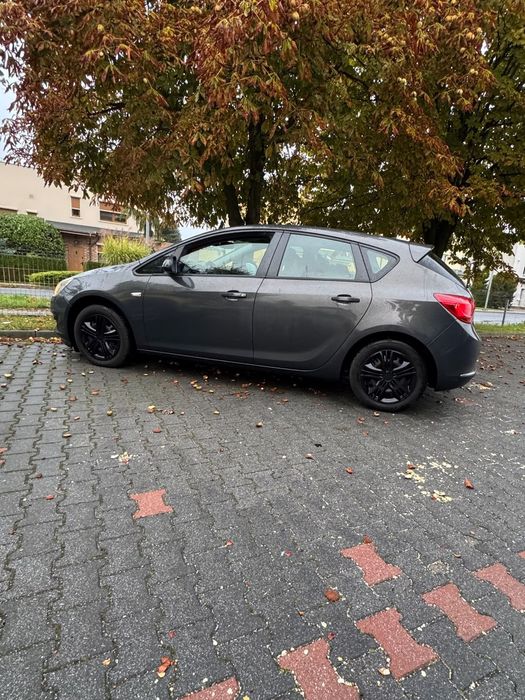 Opel Astra Opel Astra IV 1.7 CDTI Cosmo
