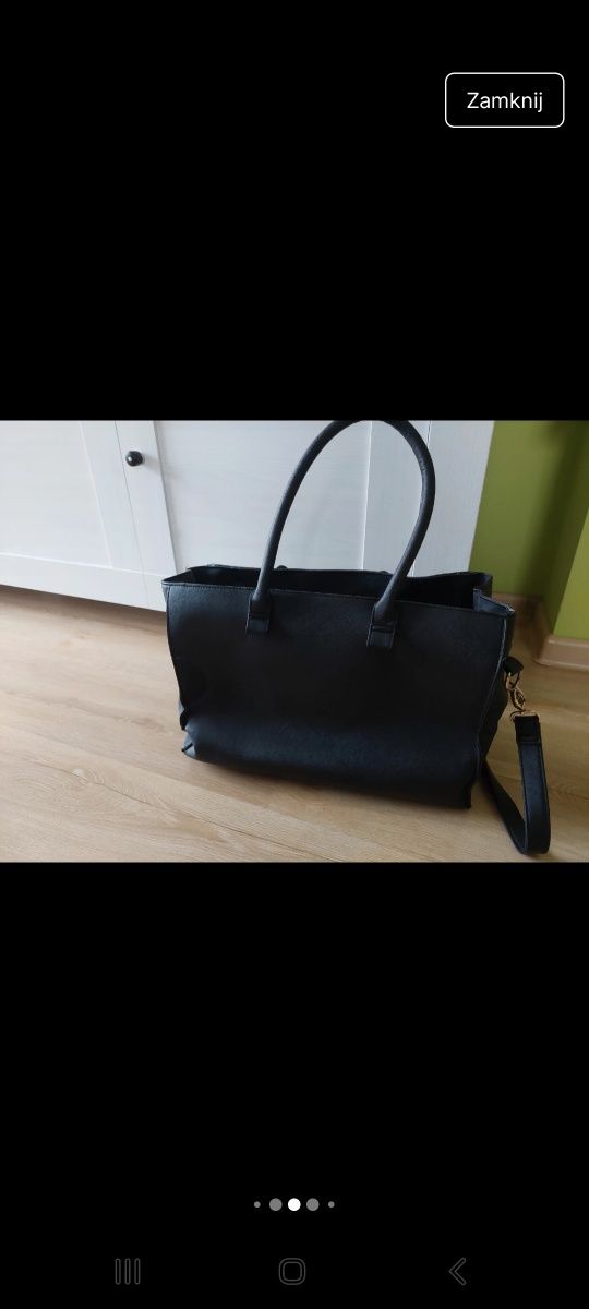 Duża czarna torba shopper zapinana na zamek