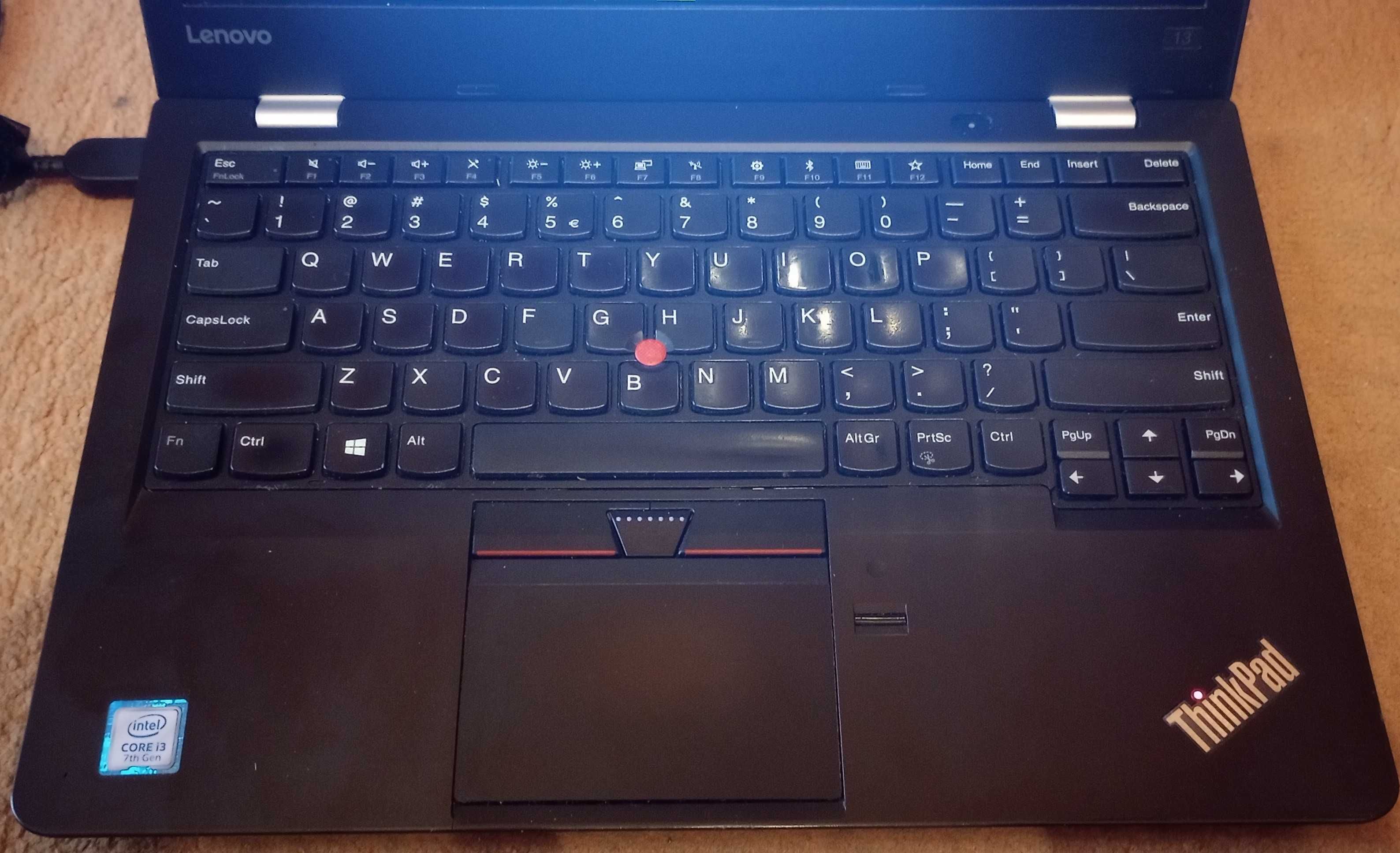 Laptop LENOVO ThinkPad Intel Core i3 4x2,4GHz 8GB RAM DDR4 256GB SSD