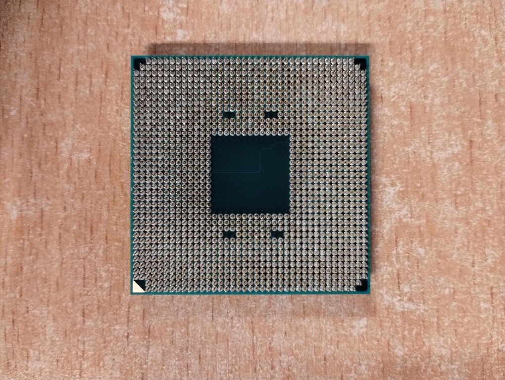 Procesor Ryzen 7 4700G, 3.6 GHz
