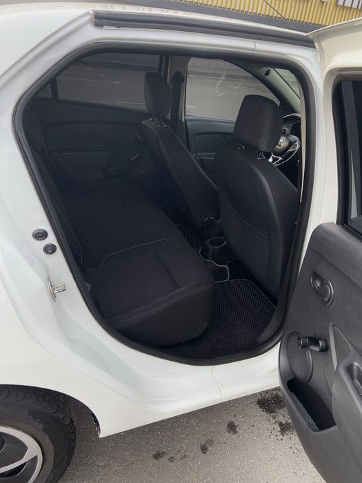 Рено Логан 2 2019 г.в. газ/бензин