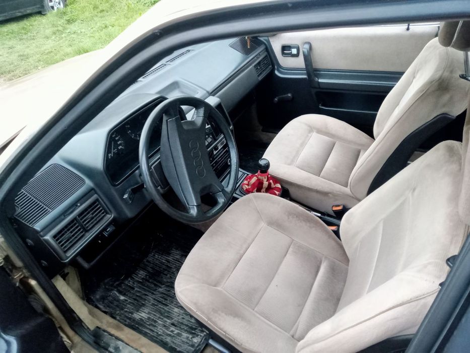 Audi 100 продається