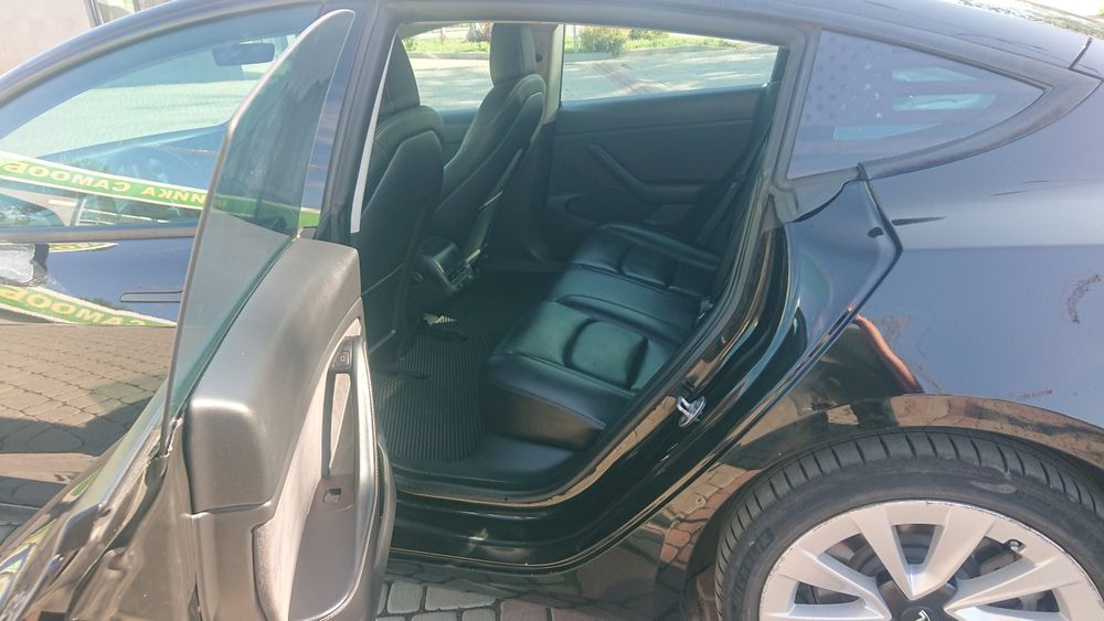 Tesla model 3 22р.