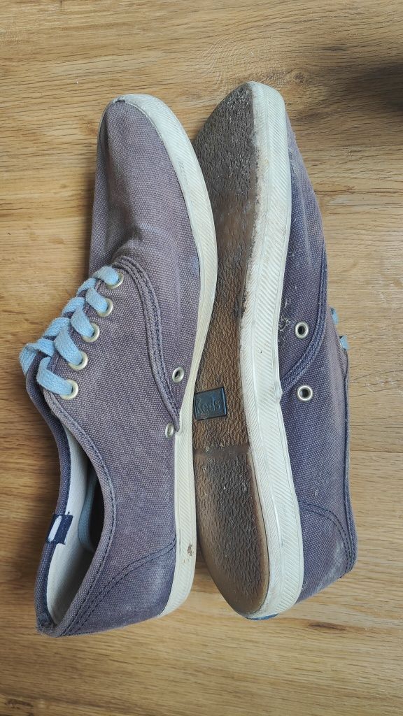 Sapatos Keds 43.5 - usados