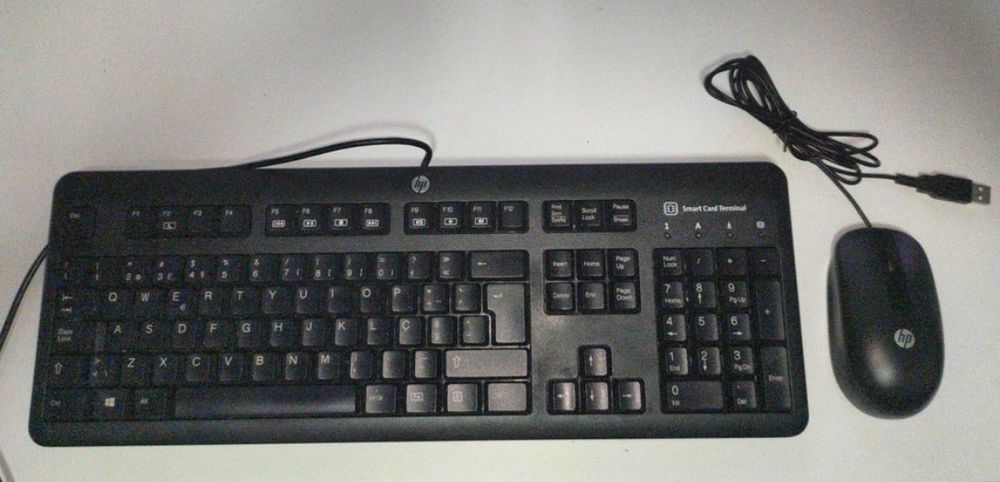 PC HP i5 8400(6 Cores) 8°geração 3,7ghz+12gb 2666mhz+UHD630+500gb NVME