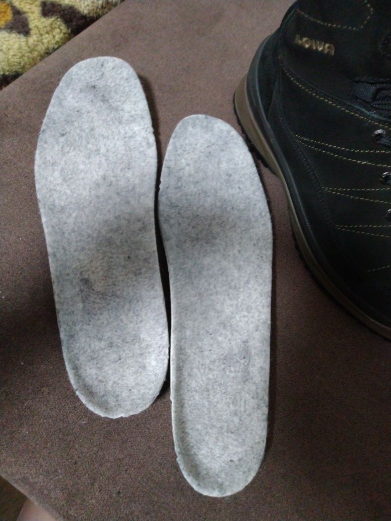 Ботинки Lowa Sassello мембрана Gore -Tex + утеплитель, подошва Vibram