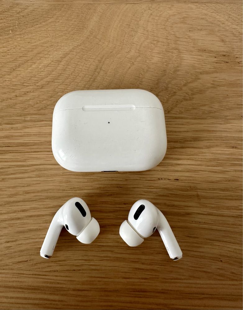 Słuchawki Apple AirPods Pro - 1 generacja (Oryginalne)