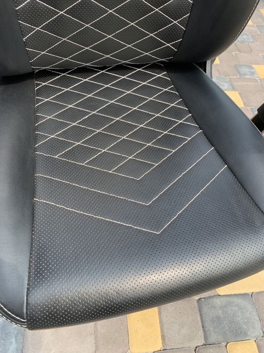 Noblechairs Icon шкіряне ігрове ортопедичне компютерне офісне крісло