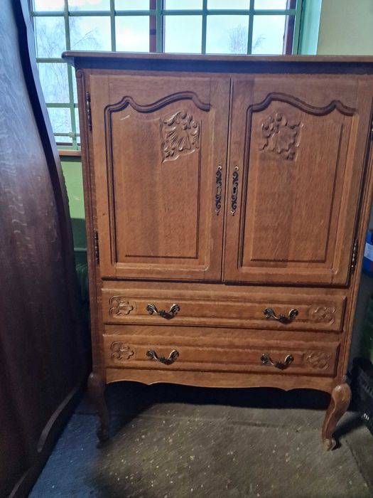 Szafka ludwikowska komódka