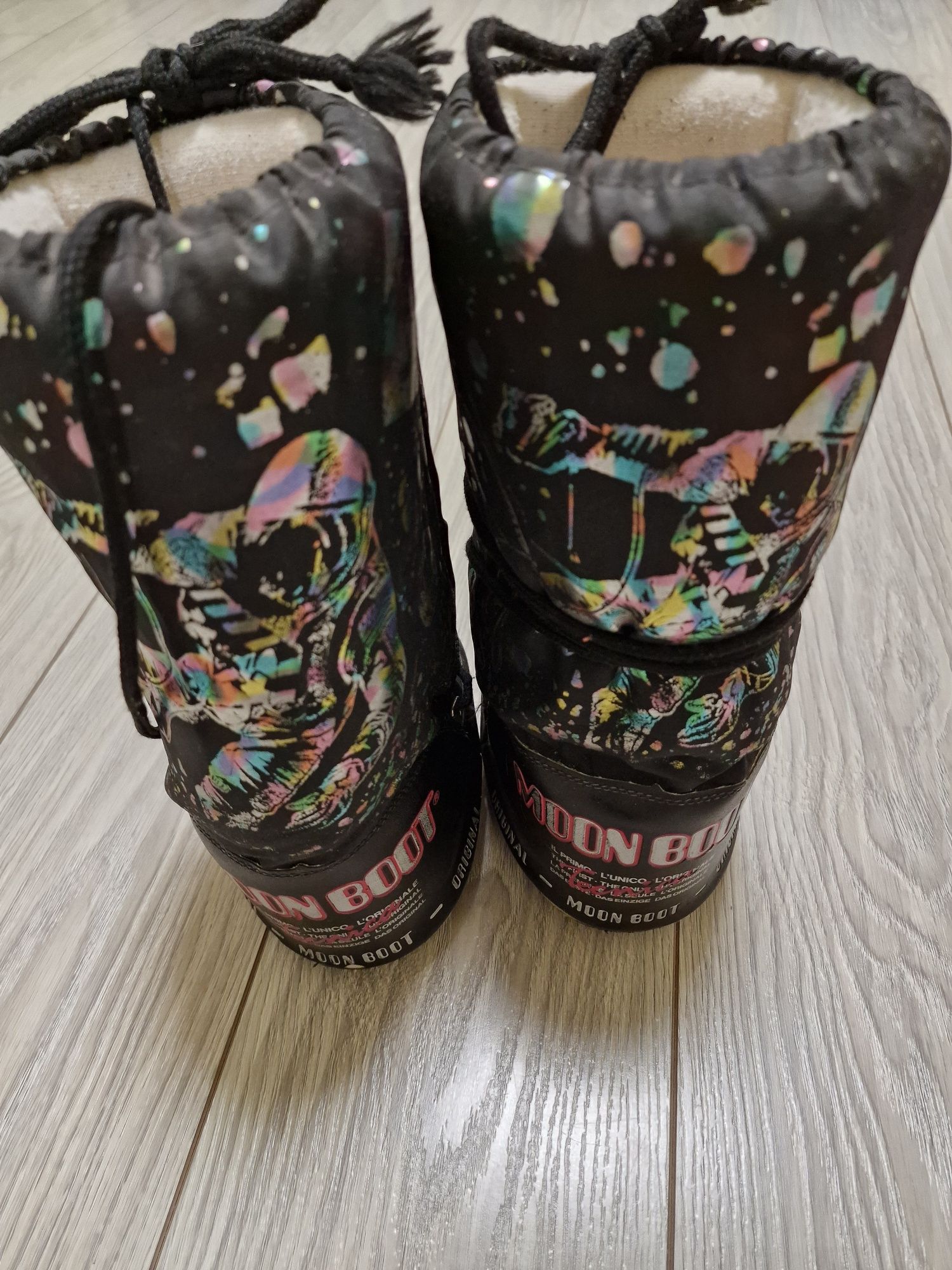 Мунбути Moon Boot tecnica